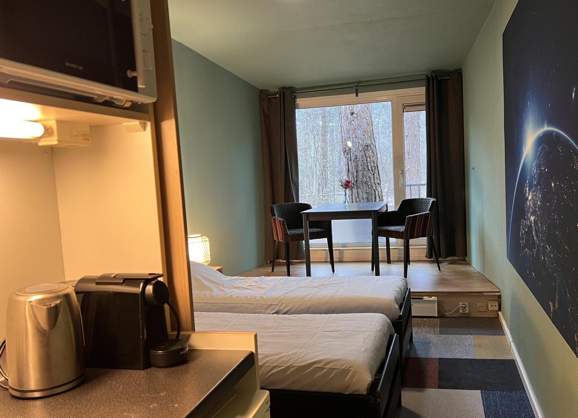 Harba Lorifa Hostel Valkenswaard Room photo
